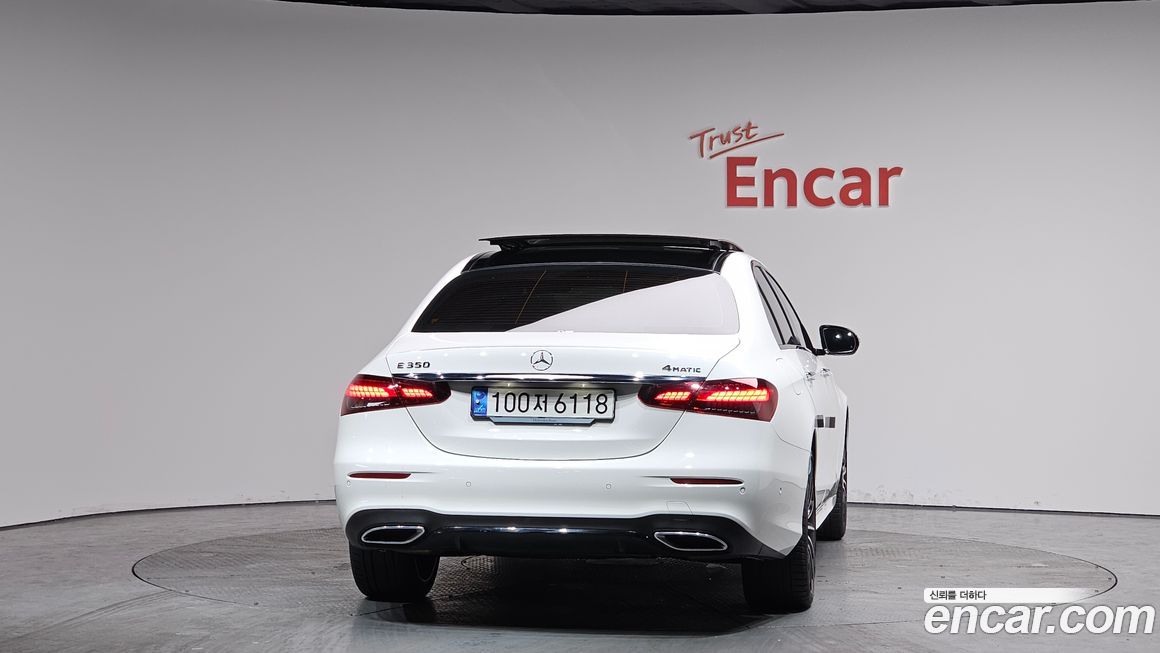 Mercedes-Benz E-Class E350 4MATIC AMG Line, 2023
