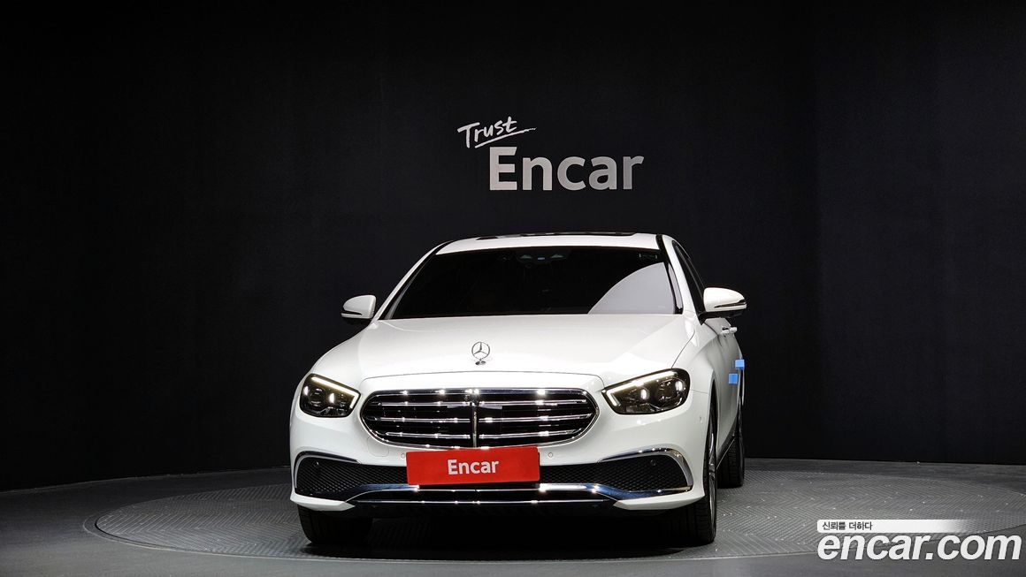 Mercedes-Benz E-Class E350 4MATIC Exclusive, 2023