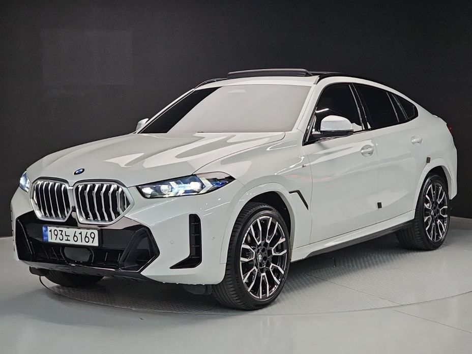 BMW X6 xDrive40i M Sport, 2024