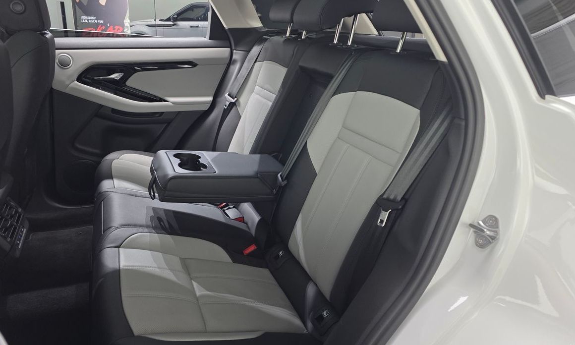 Land Rover Range Rover Evoque P250 Dynamic SE, 2025