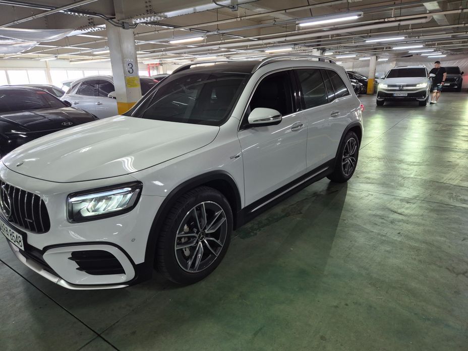 Mercedes-Benz GLB-Class AMG GLB35 4MATIC, 2024