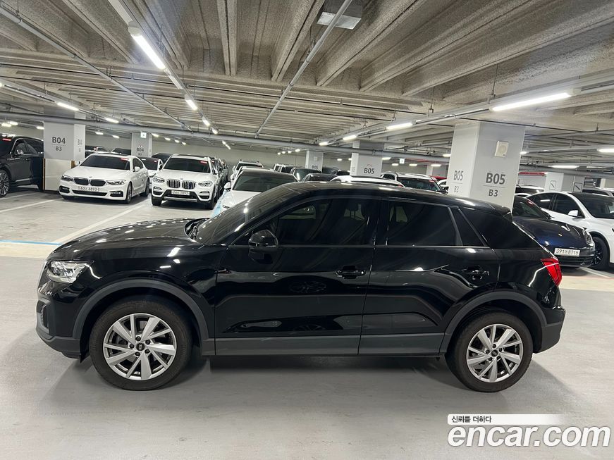 Audi Q2 35 TDI Premium, 2023