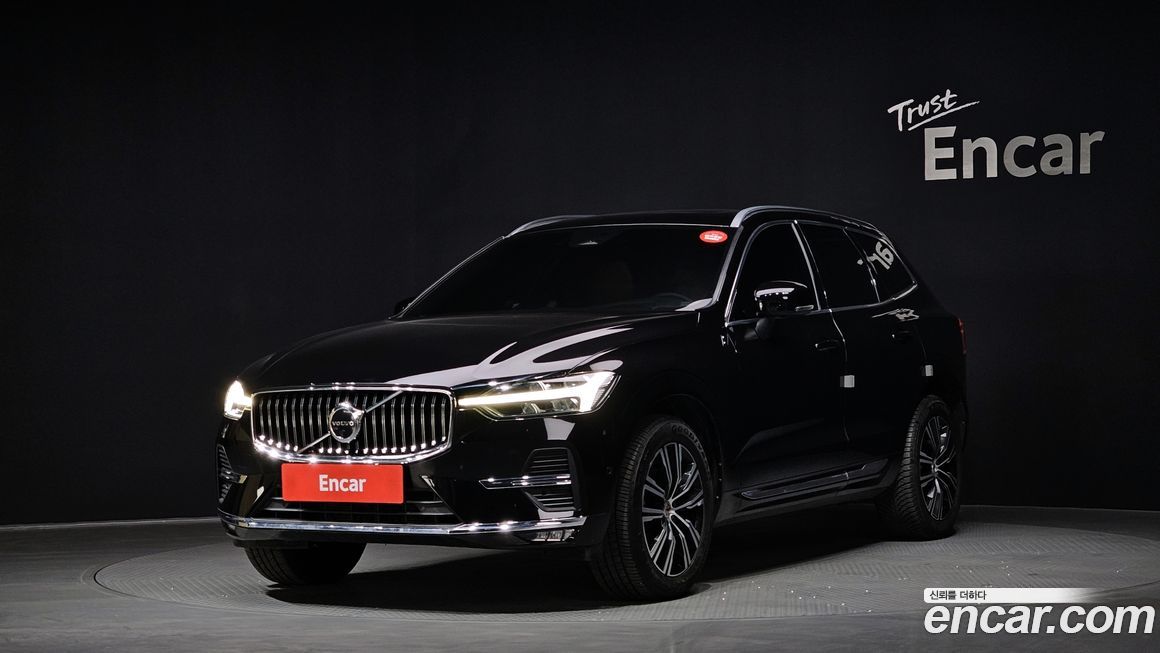 Volvo XC60 B5 Inscription, 2022