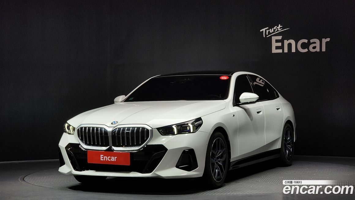 BMW 5-Series 520i M Sport, 2024