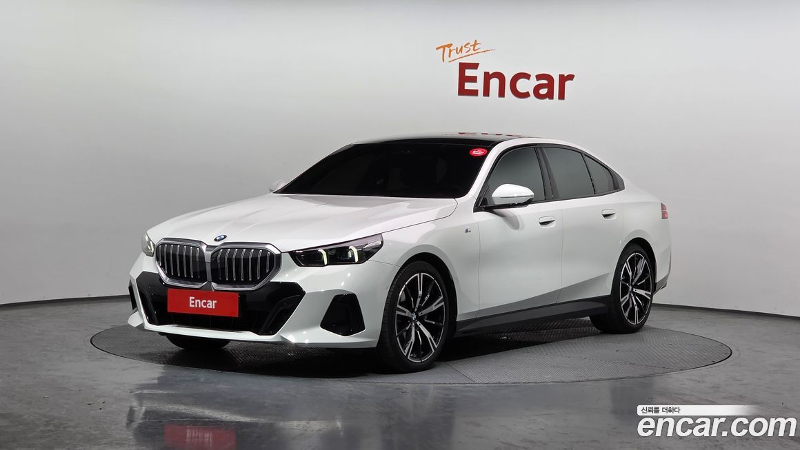 BMW 5-Series 530i xDrive M Sport, 2024