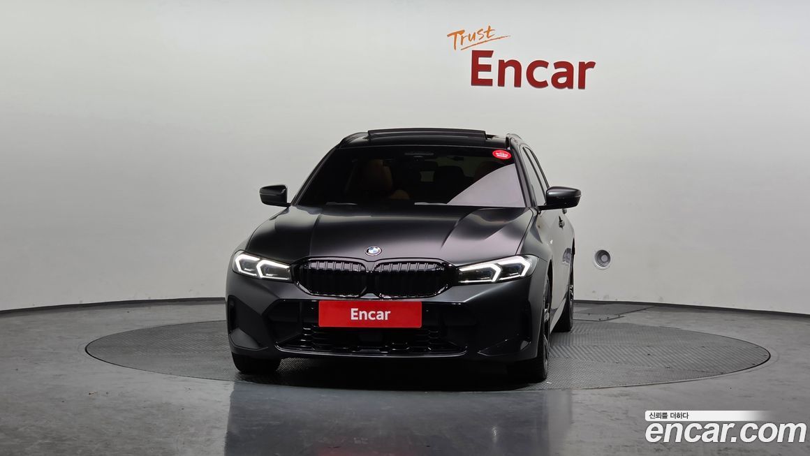 BMW 3-Series 320d Touring M Sport, 2025