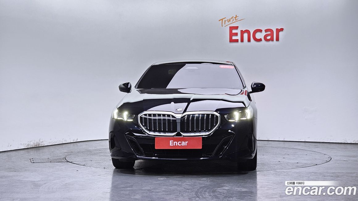 BMW 5-Series 530i xDrive M Sport, 2025