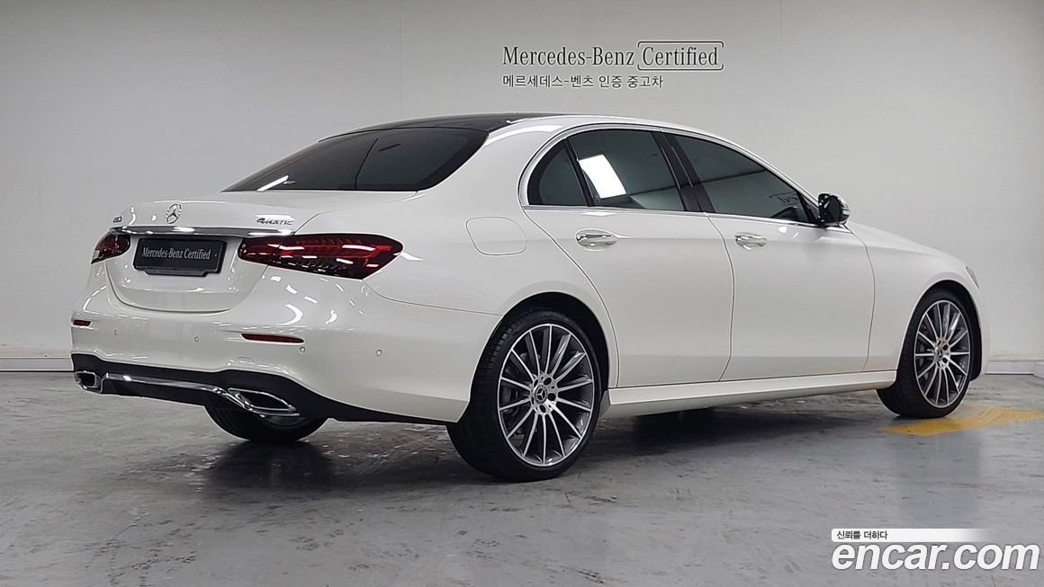 Mercedes-Benz E-Class E350 4MATIC AMG Line, 2022