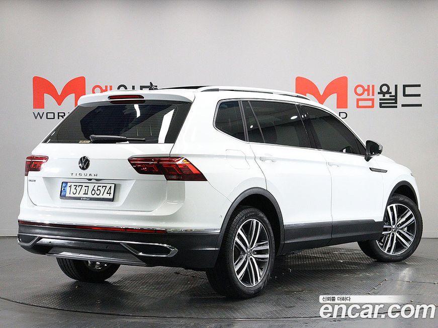 Volkswagen Tiguan 2.0 TSI Prestige, 2023