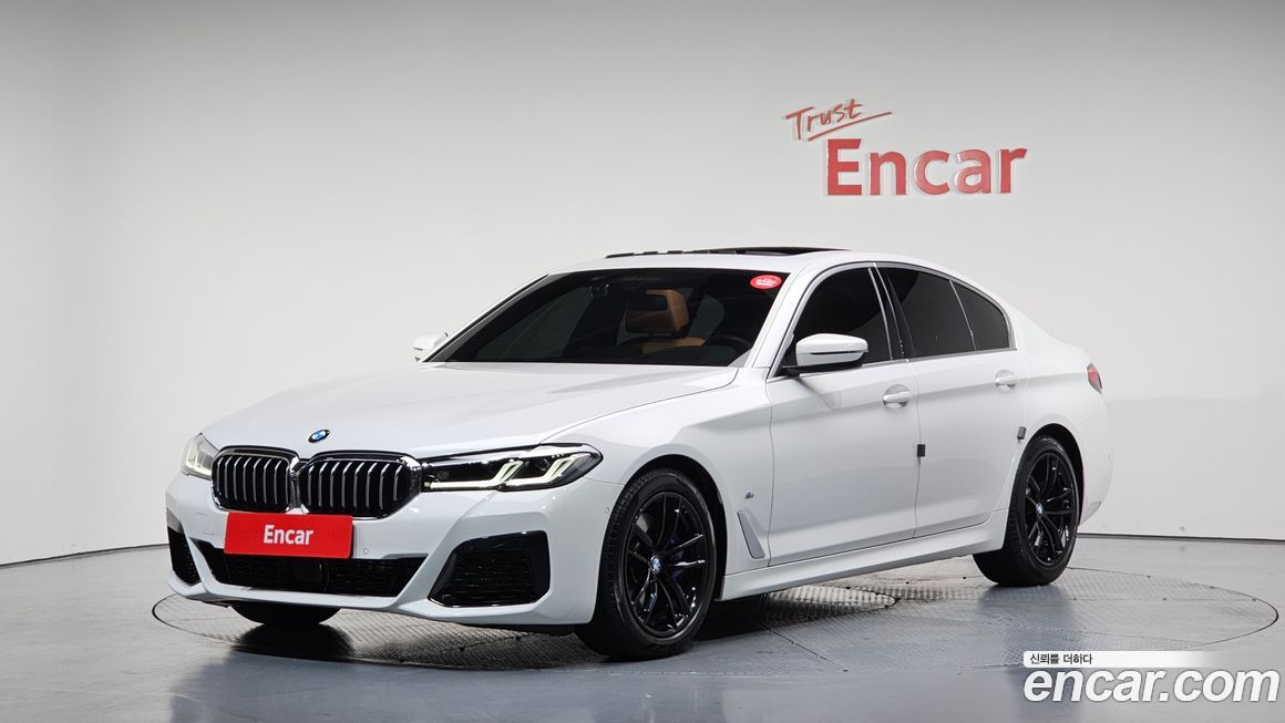 BMW 5-Series 520i M Sport, 2022