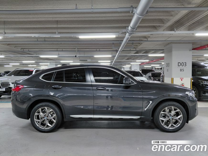 BMW X4 xDrive20i xLine, 2022