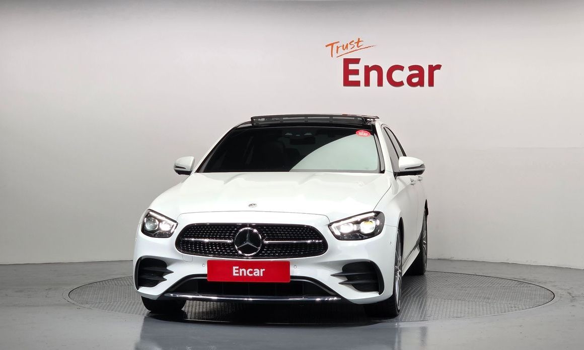 Mercedes-Benz E-Class E350 4MATIC AMG Line, 2022