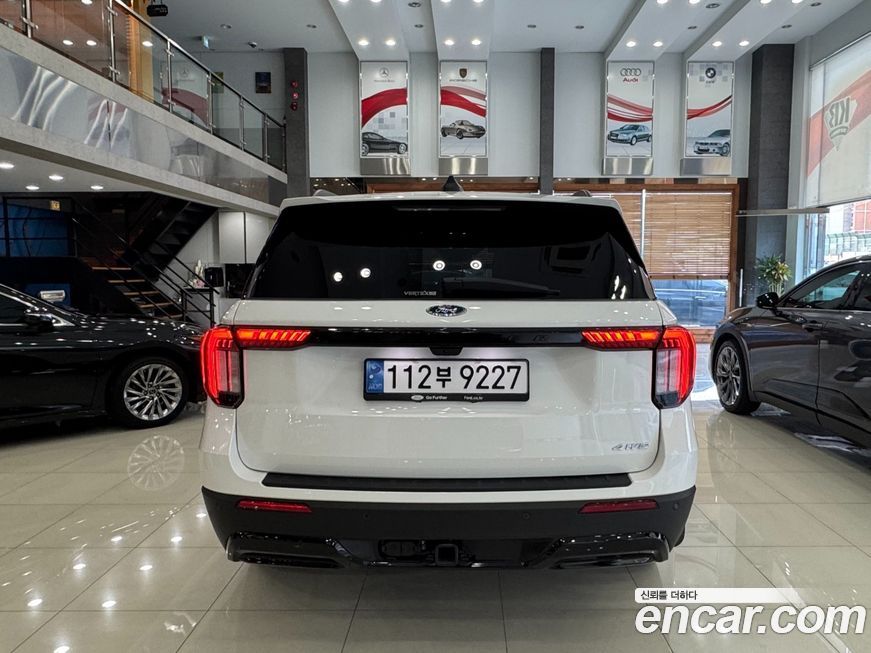 Ford Explorer 2.3 ST-Line 4WD, 2025