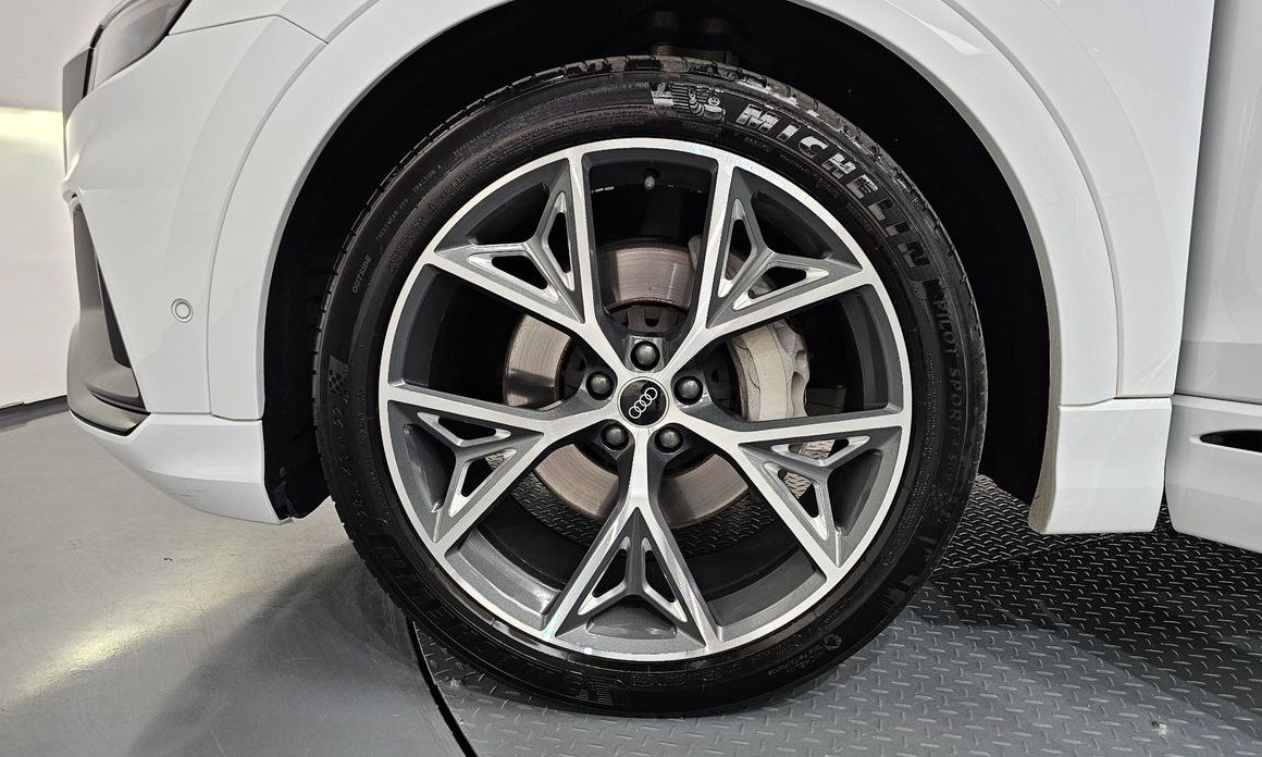 Audi Q8 50 TDI Quattro Premium, 2023