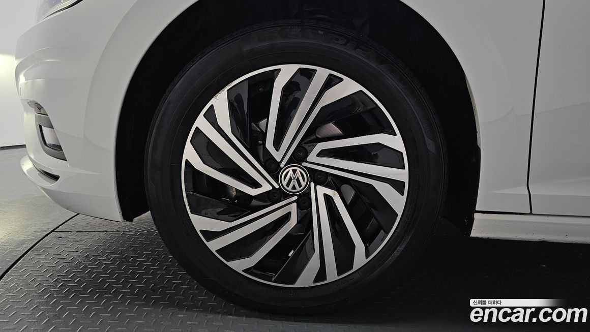 Volkswagen Jetta 1.4 TSI Prestige, 2021