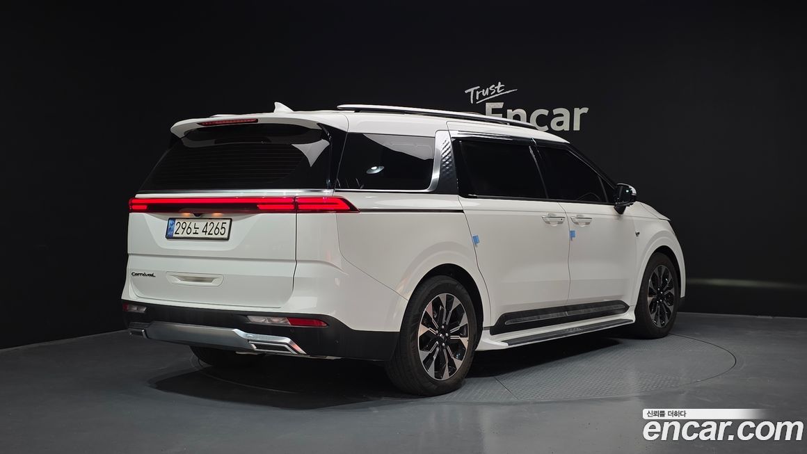 Kia Carnival 9-Seater Signature, 2021