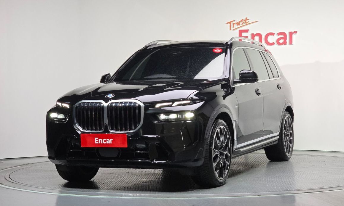 BMW X7 xDrive 40d M Sport 6STR, 2025
