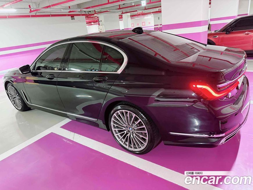 BMW 7-Series 740i Design Pure Excellence, 2021