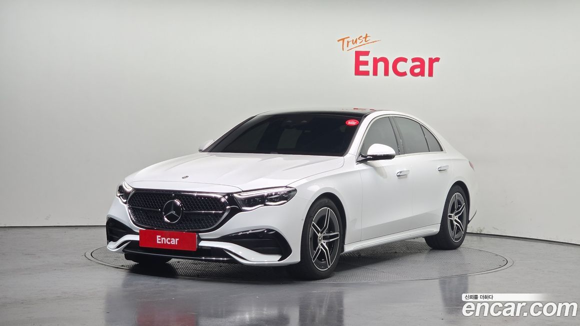 Mercedes-Benz E-Class E300 4MATIC AMG Line, 2025