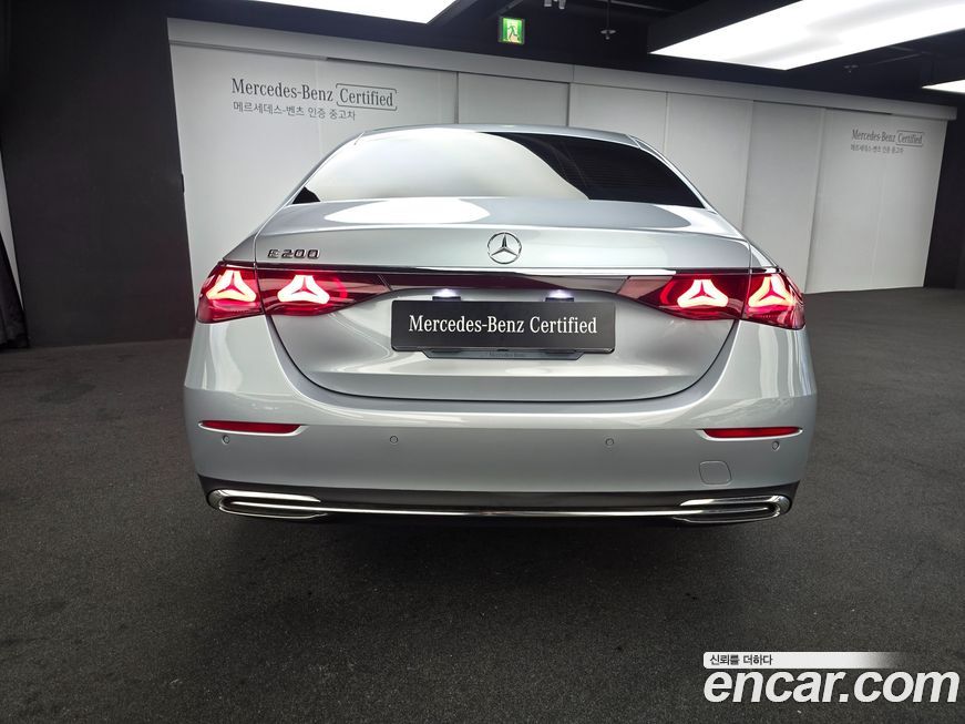 Mercedes-Benz E-Class E200 Avantgarde, 2025
