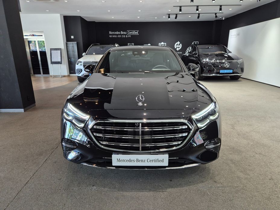 Mercedes-Benz E-Class E450 4MATIC Exclusive, 2025