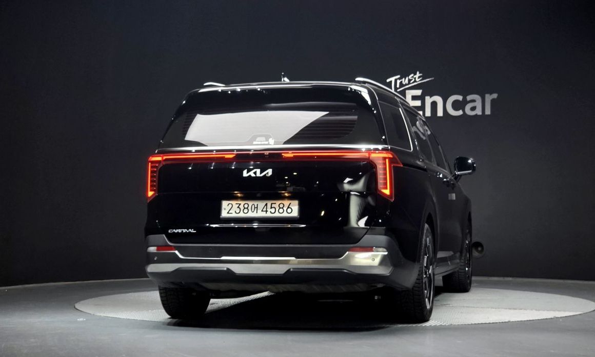 Kia Carnival 9-Seater Noblesse, 2024