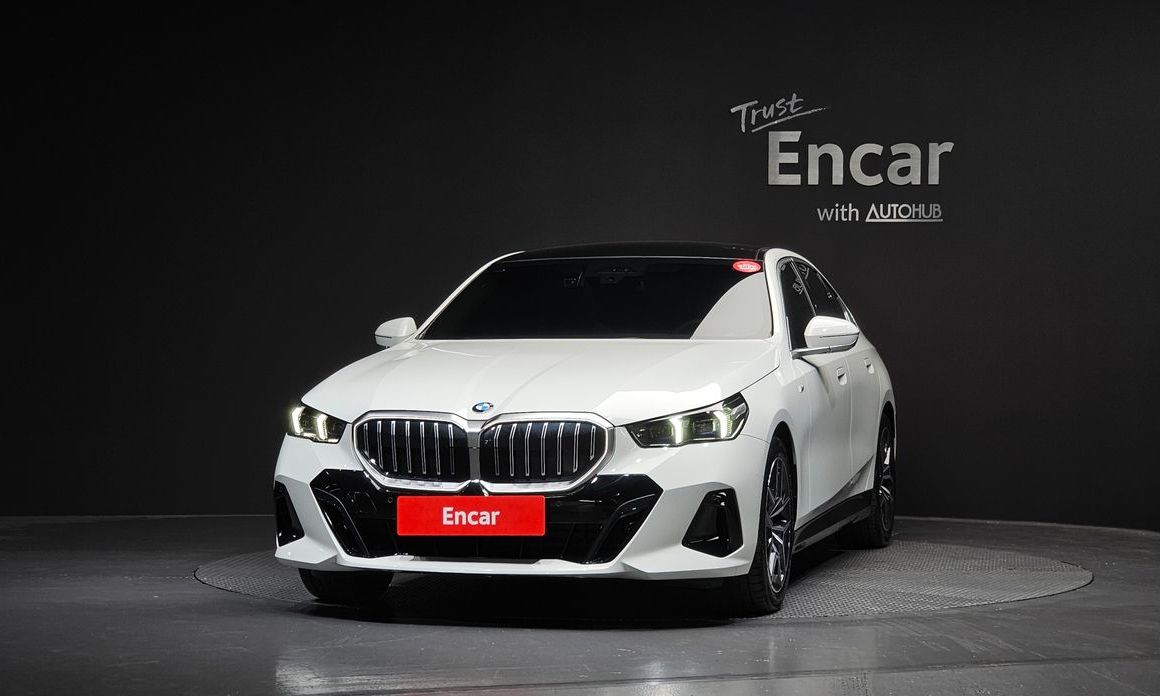 BMW 5-Series 523d M Sport, 2024
