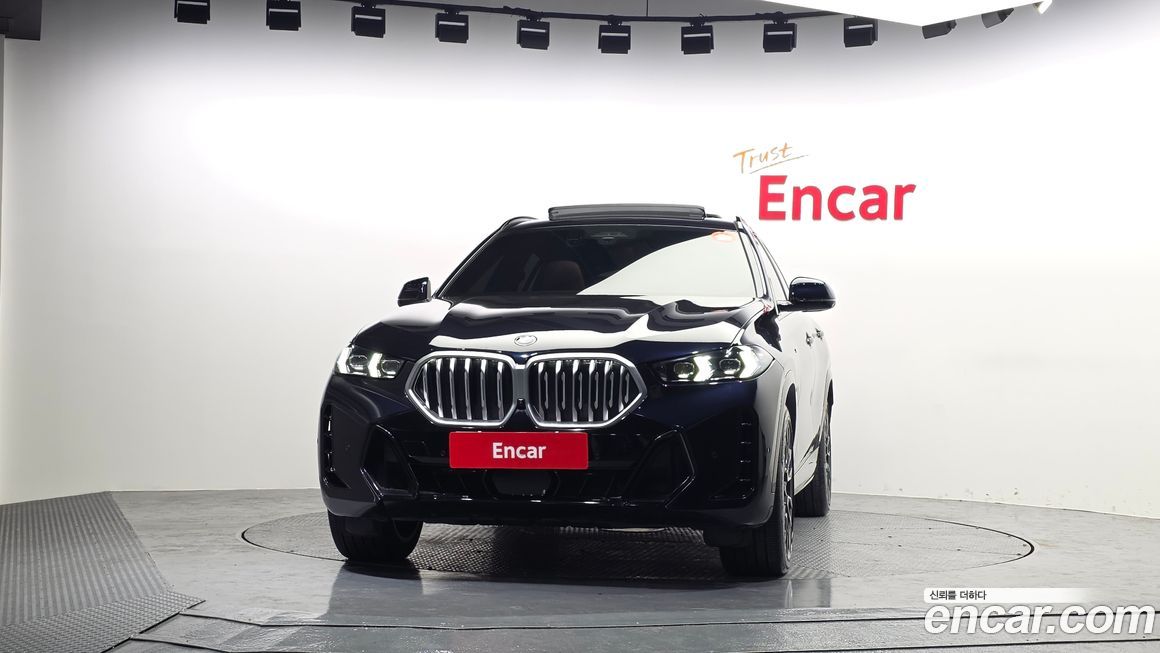 BMW X6 xDrive40i M Sport, 2024