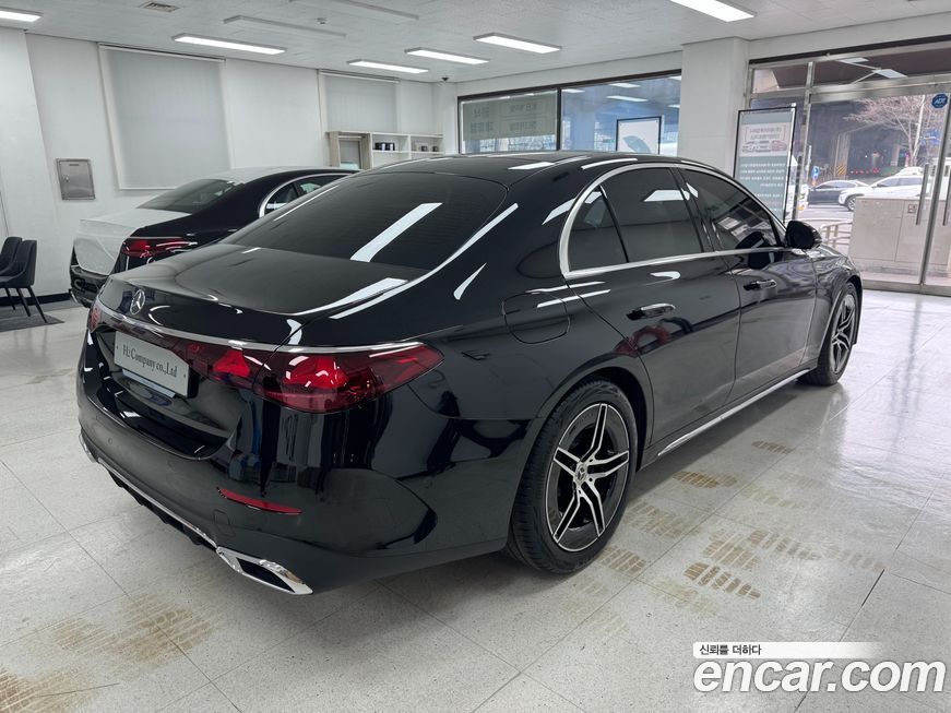 Mercedes-Benz E-Class E200 AMG Line, 2026