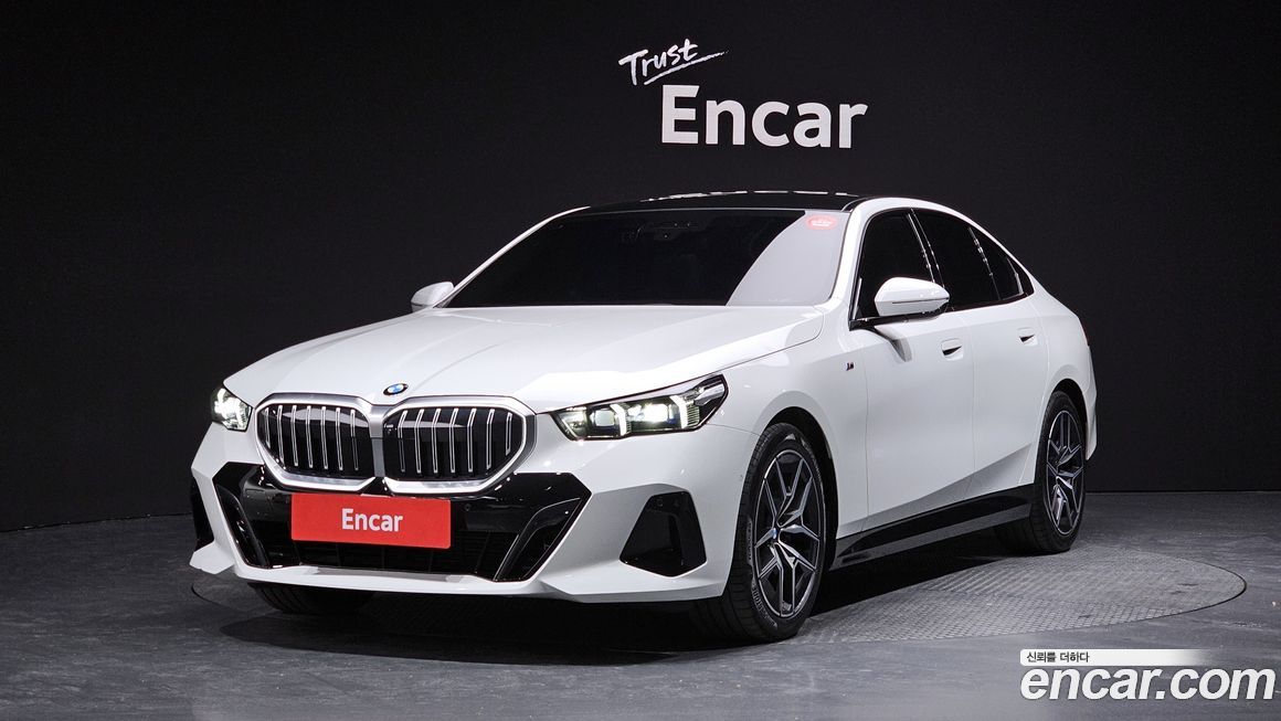 BMW 5-Series 523d xDrive M Sport, 2025