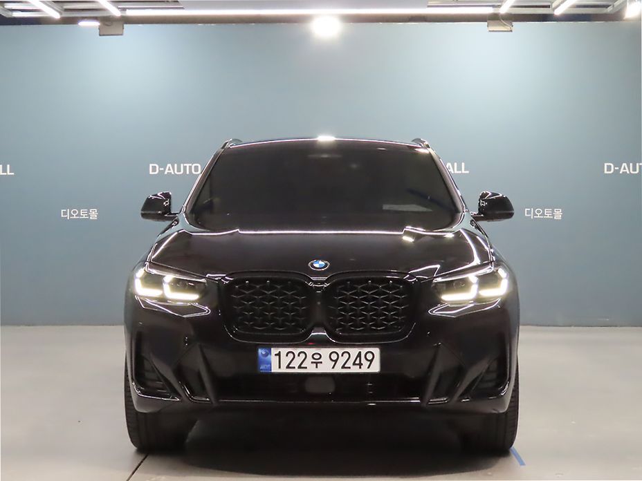 BMW X4 xDrive20i M Sports Pro, 2024