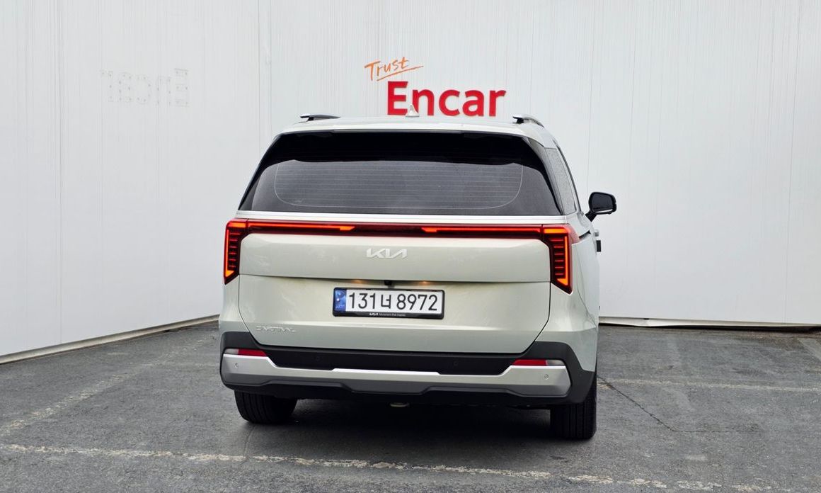 Kia Carnival 9-Seater Prestige, 2025