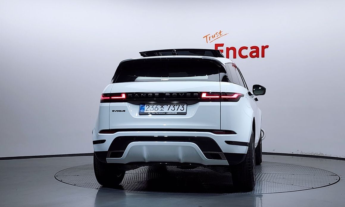 Land Rover Range Rover Evoque P250 Dynamic SE, 2024