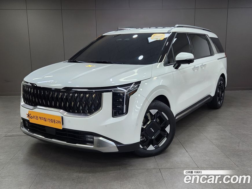 Kia Carnival 9-Seater Signature, 2024