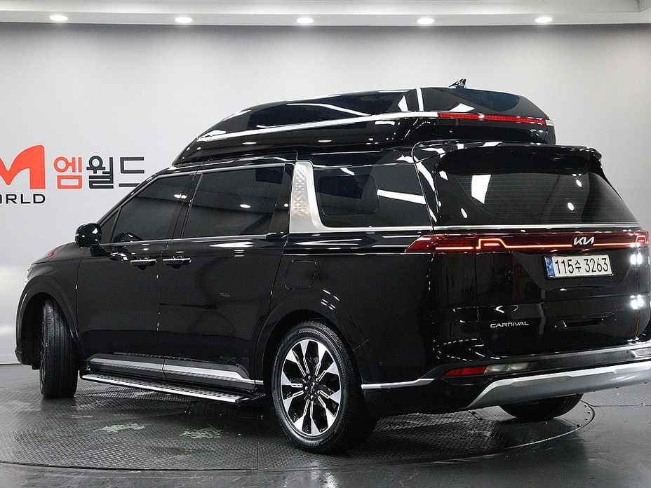 Kia Carnival 7-Seater Hi-Limousine, 2022