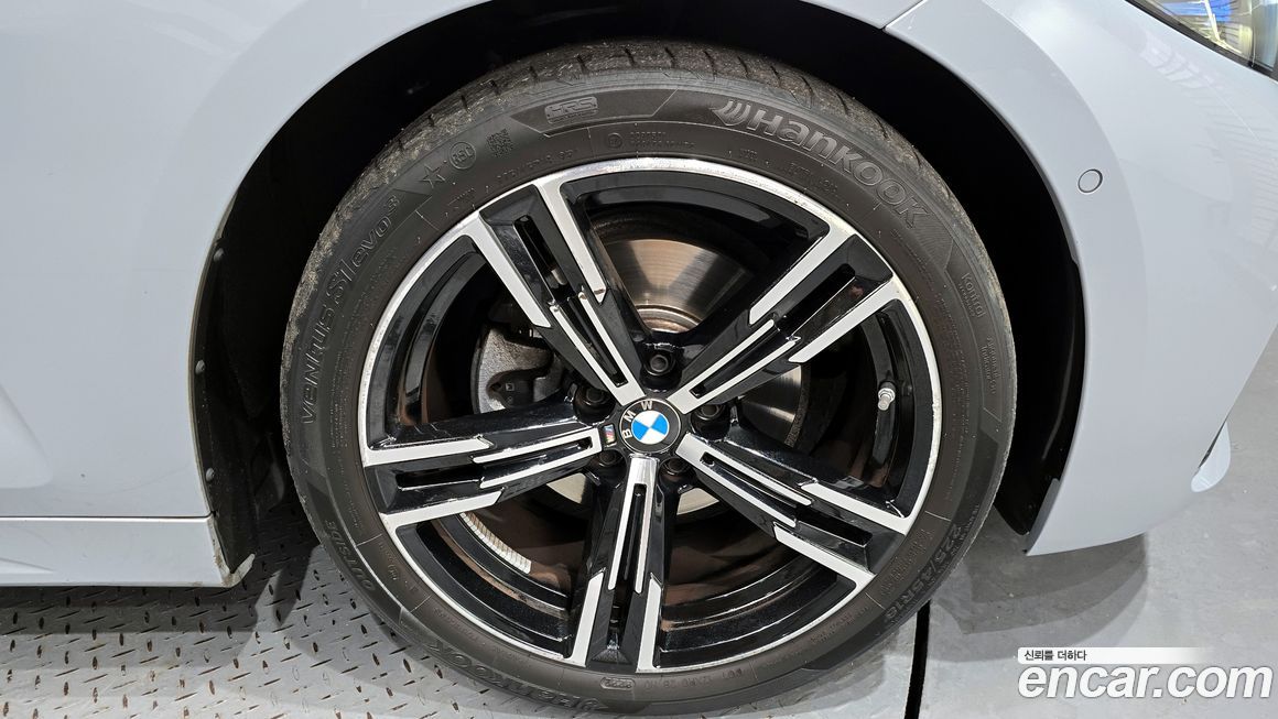 BMW 4-Series 420i M Sport Performance Coupe, 2023