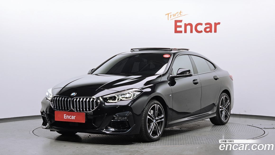 BMW 2-Series 220i M Sports, 2023