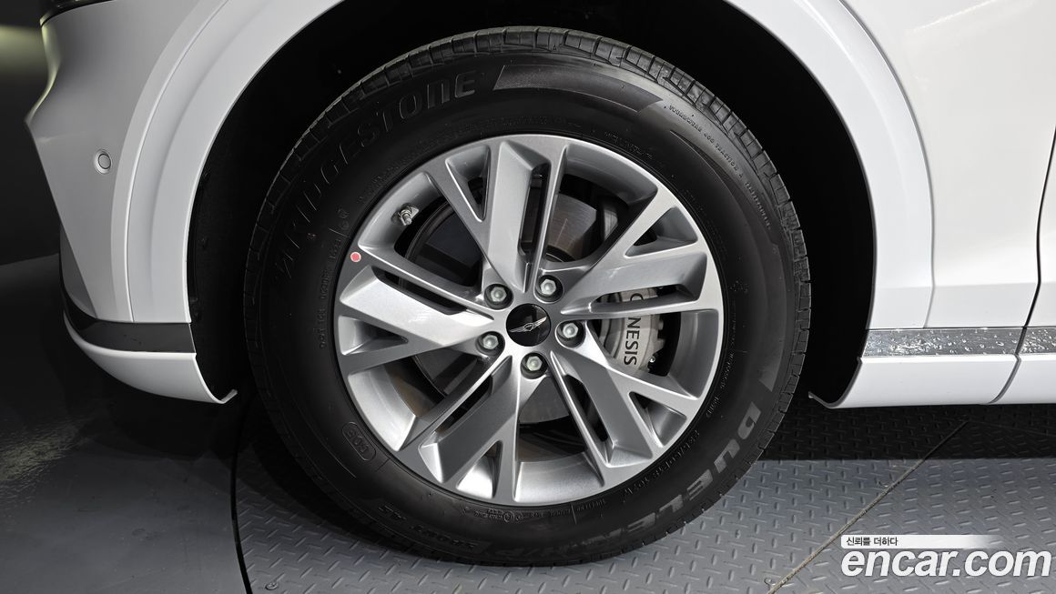 Genesis GV70 2.5T Gasoline 2WD, 2025