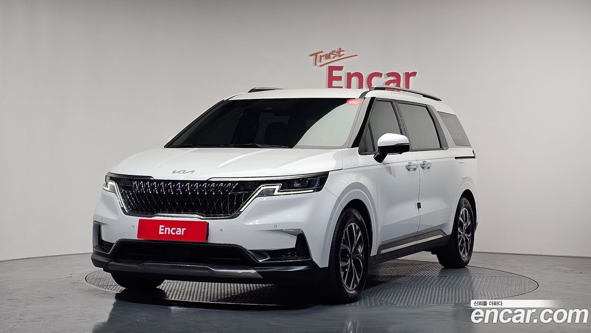 Kia Carnival 9-Seater Signature, 2023