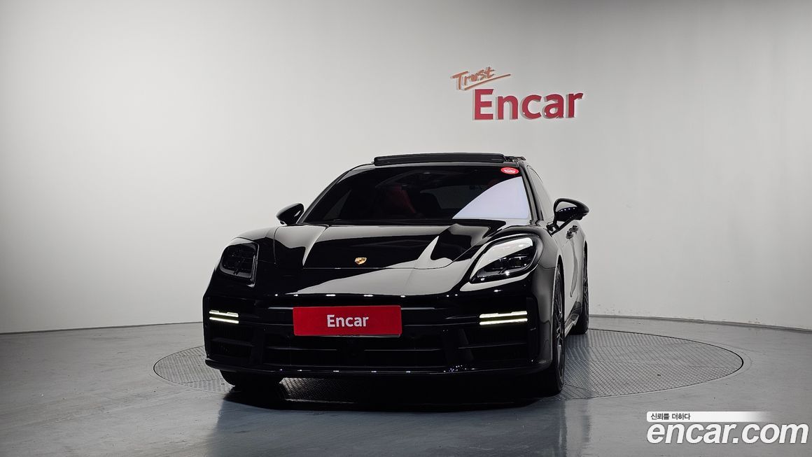 Porsche Panamera 4.0 GTS, 2025