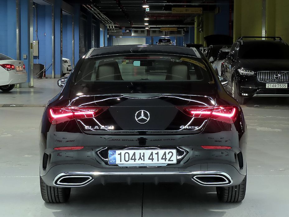 Mercedes-Benz CLA-Class CLA250 4MATIC, 2025