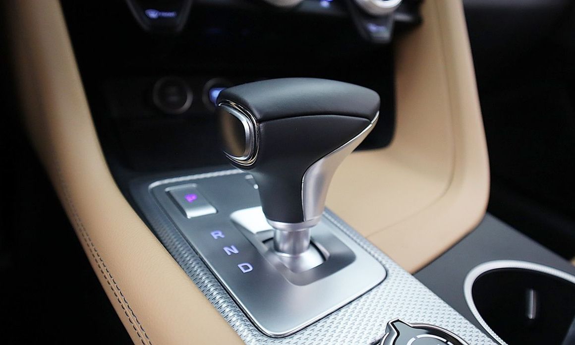 Genesis G70 Gasoline 2.0T 4WD, 2022