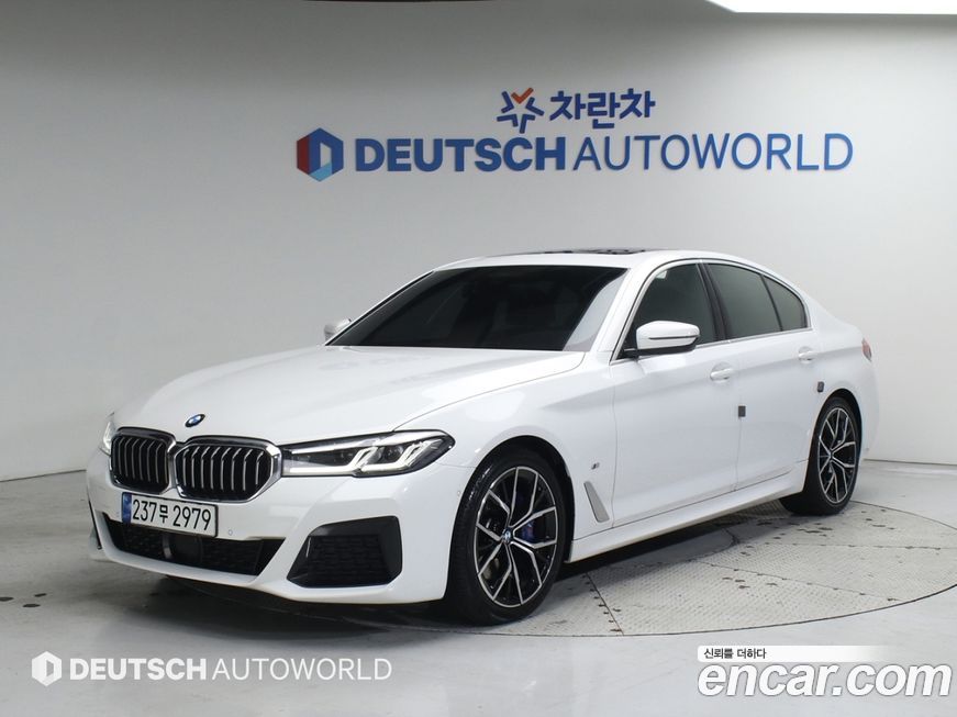 BMW 5-Series 530i M Sport Package, 2022