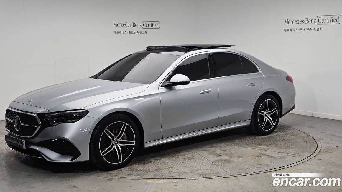 Mercedes-Benz E-Class E300 4MATIC AMG Line, 2024