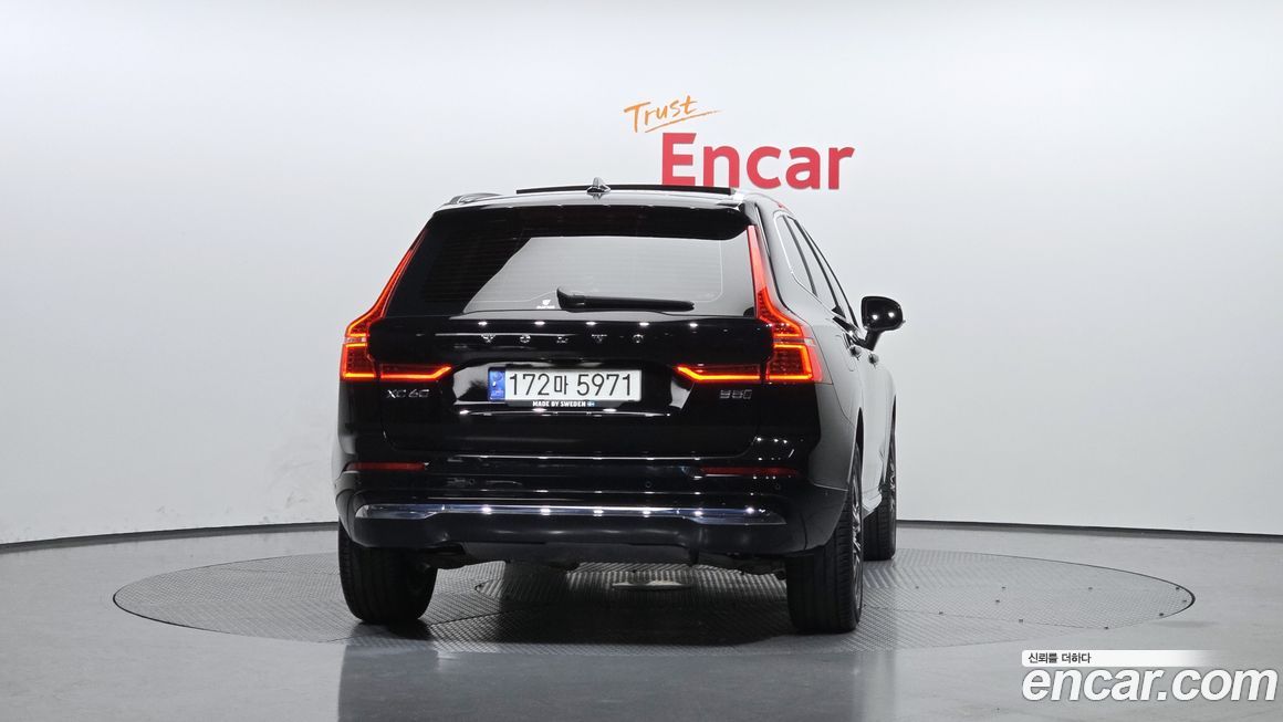 Volvo XC60 B5 Inscription, 2022