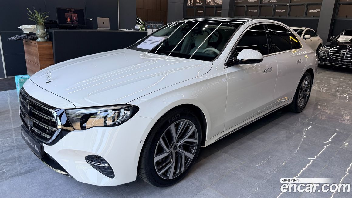 Mercedes-Benz E-Class E220d 4MATIC Exclusive, 2024