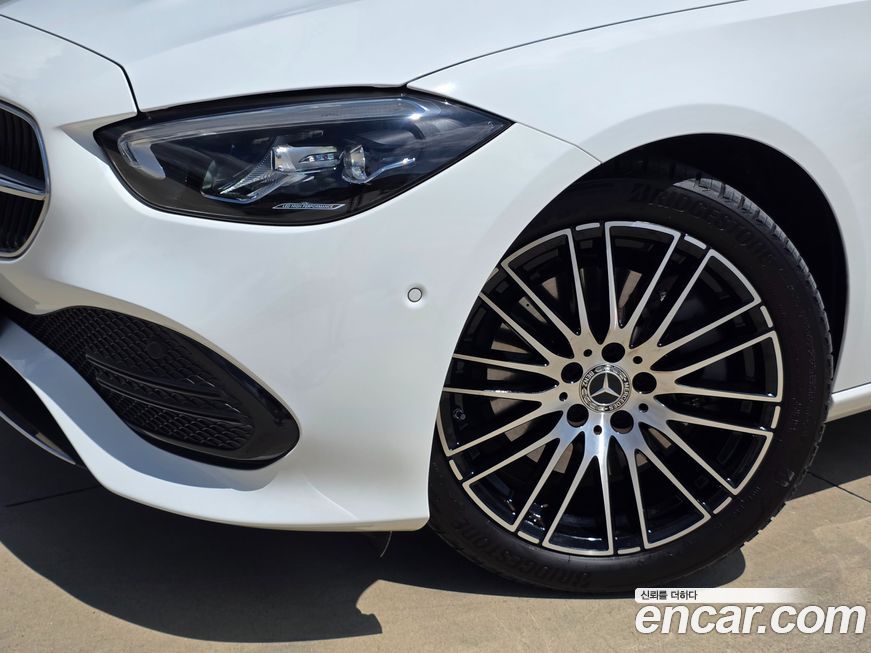 Mercedes-Benz C-Class C300 4MATIC Avantgarde, 2024