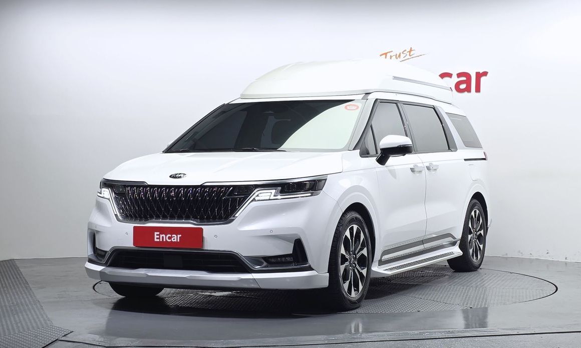 Kia Carnival 7-Seater Hi-Limousine, 2021