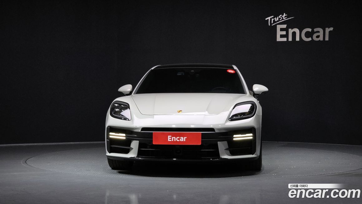 Porsche Panamera 4.0 GTS, 2025