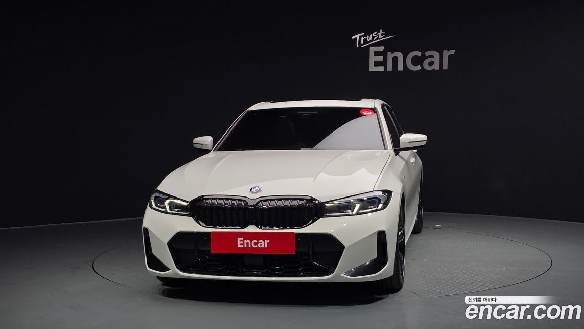 BMW 3-Series 320i M Sport, 2024